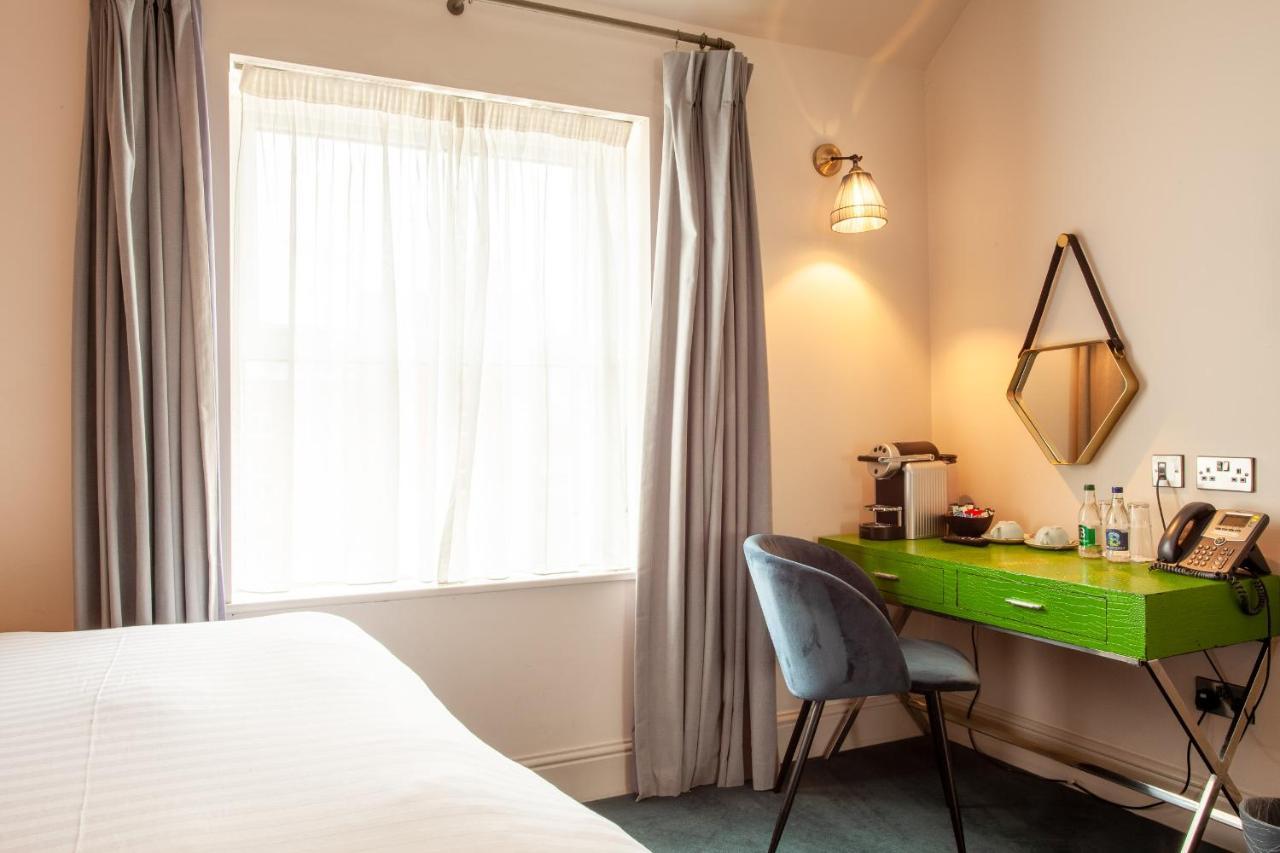 เฮ้าส์ เบดรูมดับลิน Hotel ภายนอก รูปภาพ